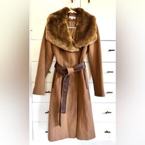 Via Spiga camel wool blend coat - leather and faux fur trim. New without tags.